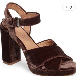 Madewell The Vanessa Criss Cross Suede Heel